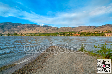 Haynes point on Osoyoos lake with landscape overview on warm summer evening