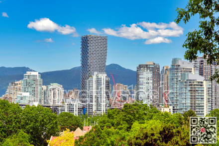 View at Vancouver downtown from West 7th avenue